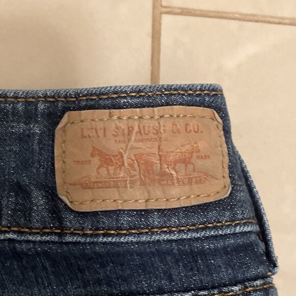 Levi's 526 Women Jeans Slender Bootcut Mid Rise Denim Size 16M Back Flap Pockets - Picture 6 of 16